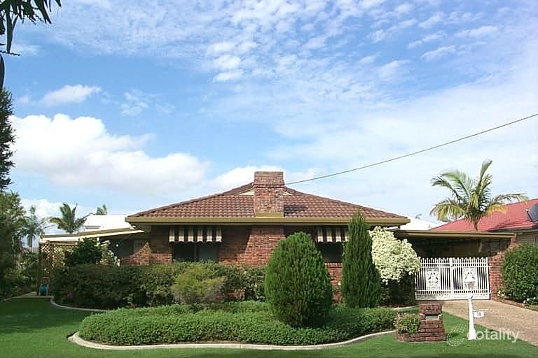 78 Endeavour Dr, Banksia Beach, QLD 4507