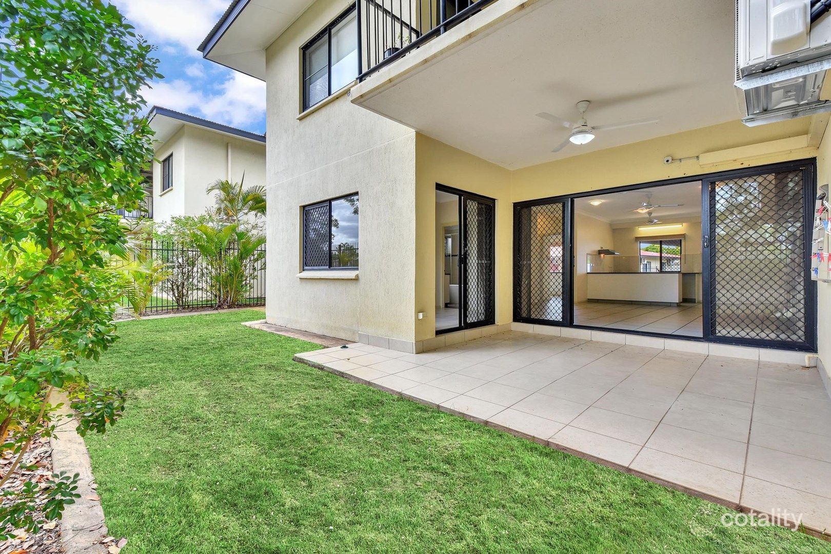 71/6 Wright Cres, Gray, NT 0830