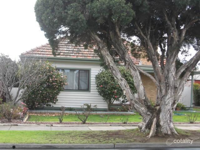 12 Arbor Ave, Reservoir, VIC 3073