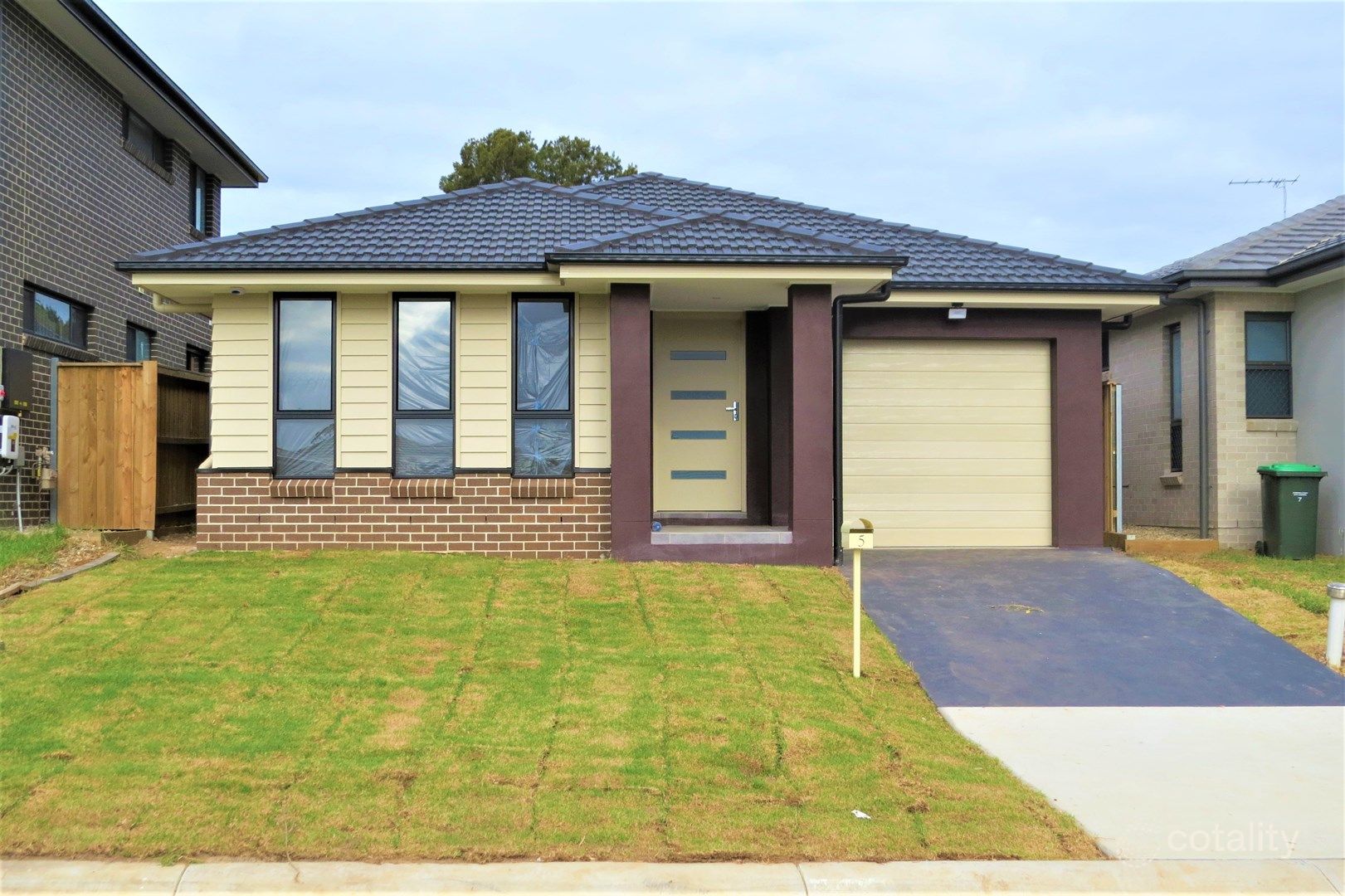 5 Jensen Way, Airds, NSW 2560