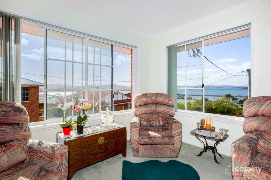 1/10 Stewart Ct, Midway Point, TAS 7171