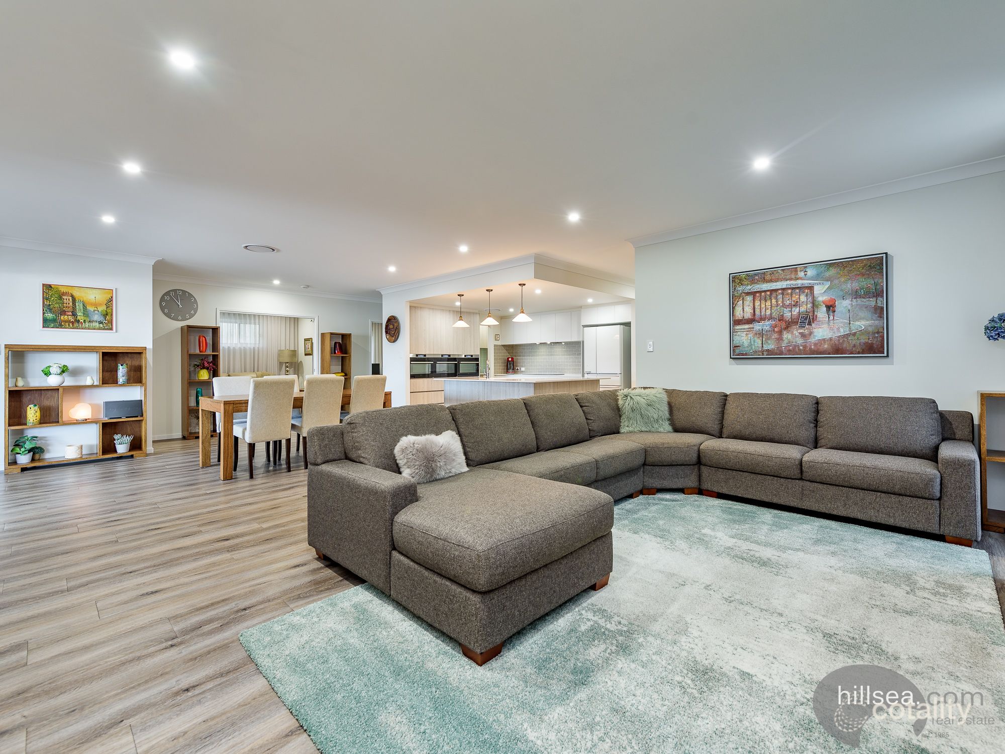 27 Grevillea Cres, Maudsland, QLD 4210