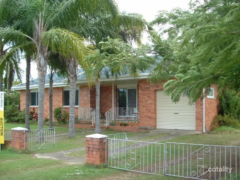 48 Ocean St, Torquay, QLD 4655