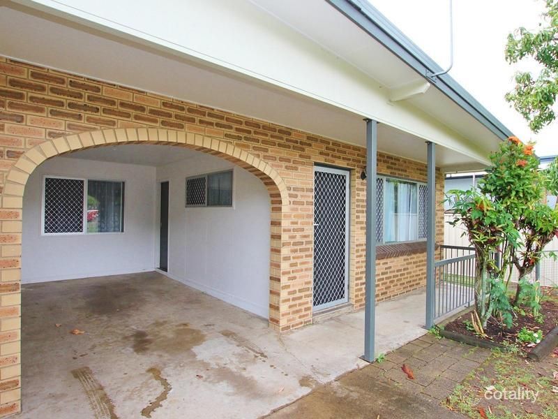 2/4 Fields St, Norman Gardens, QLD 4701