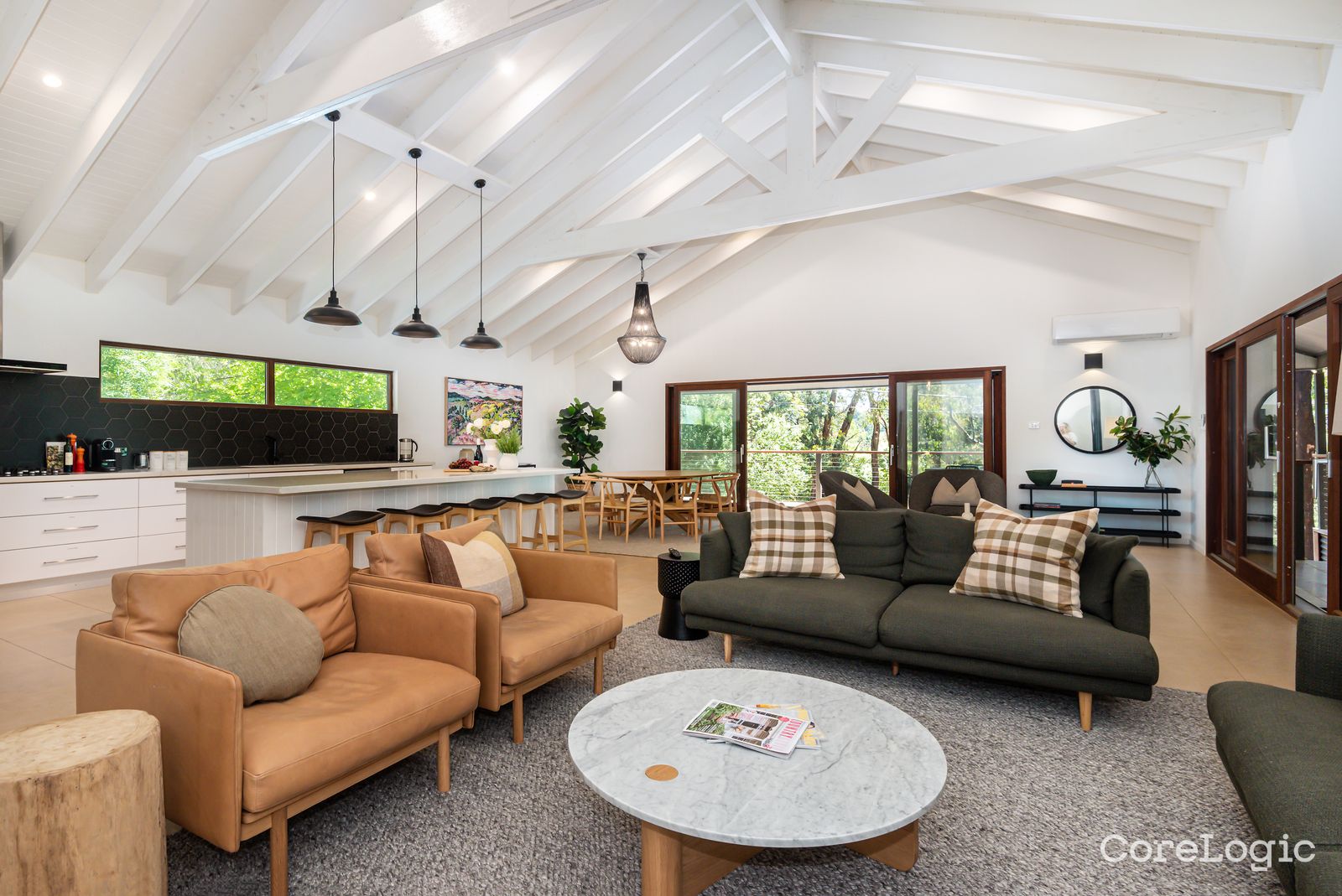 24 Arthurs Seat Rd, Red Hill, VIC 3937