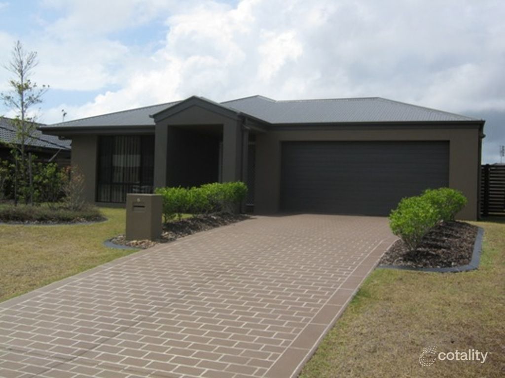 6 Captain Cook St, Urraween, QLD 4655