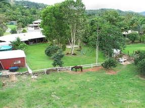 9-11 Esterina Cl, Redlynch, QLD 4870