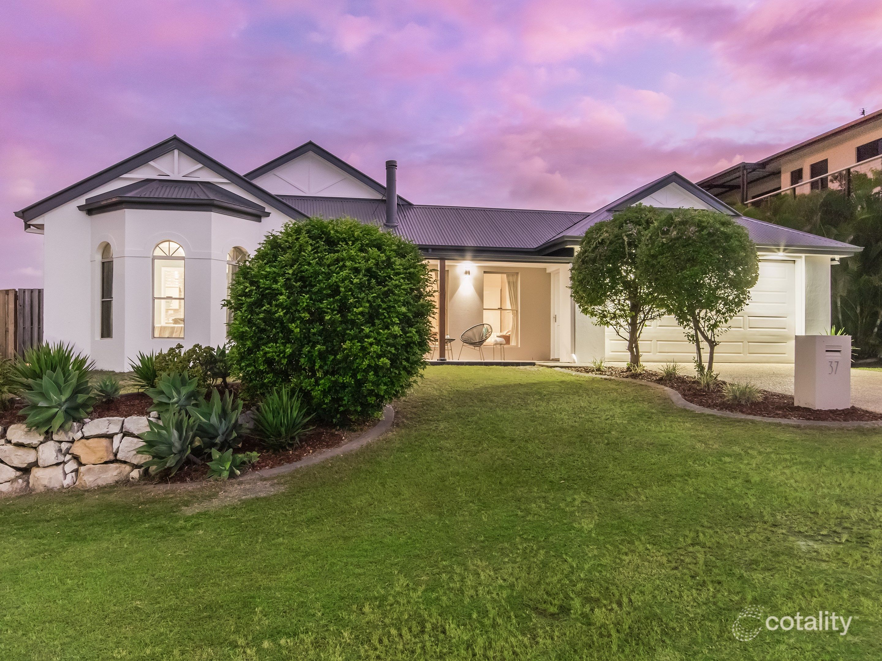 37 Barrington St, Upper Coomera, QLD 4209