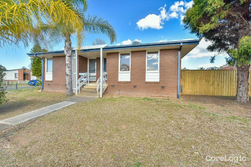 285 Riverside Dr, Airds, NSW 2560
