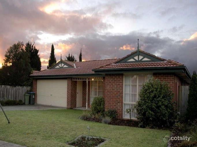 126 Bemersyde Dr, Berwick, VIC 3806