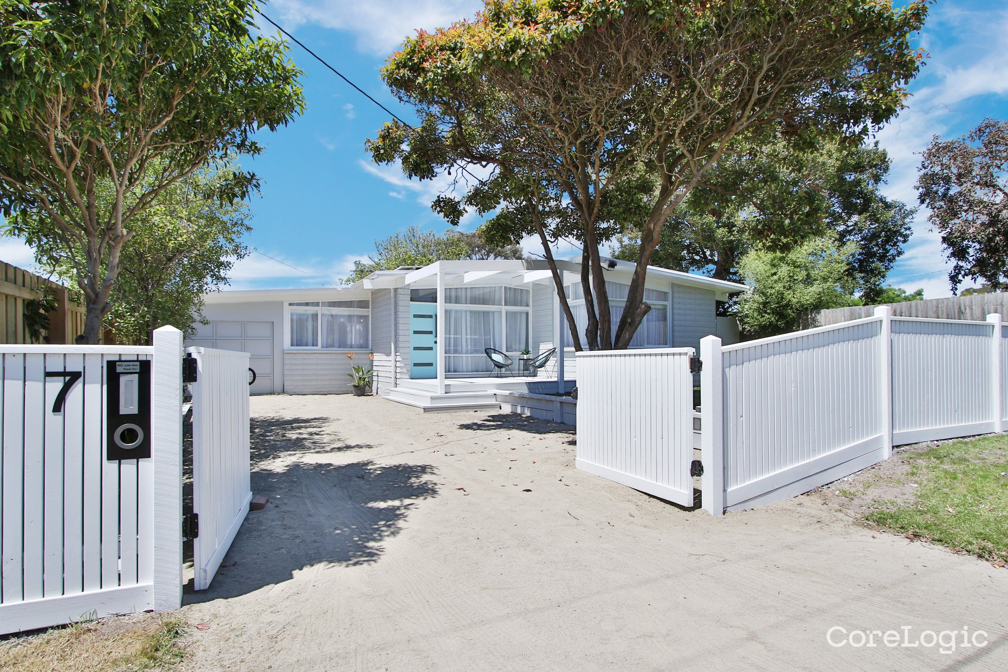 7 Clovelly Ave, Rosebud, VIC 3939