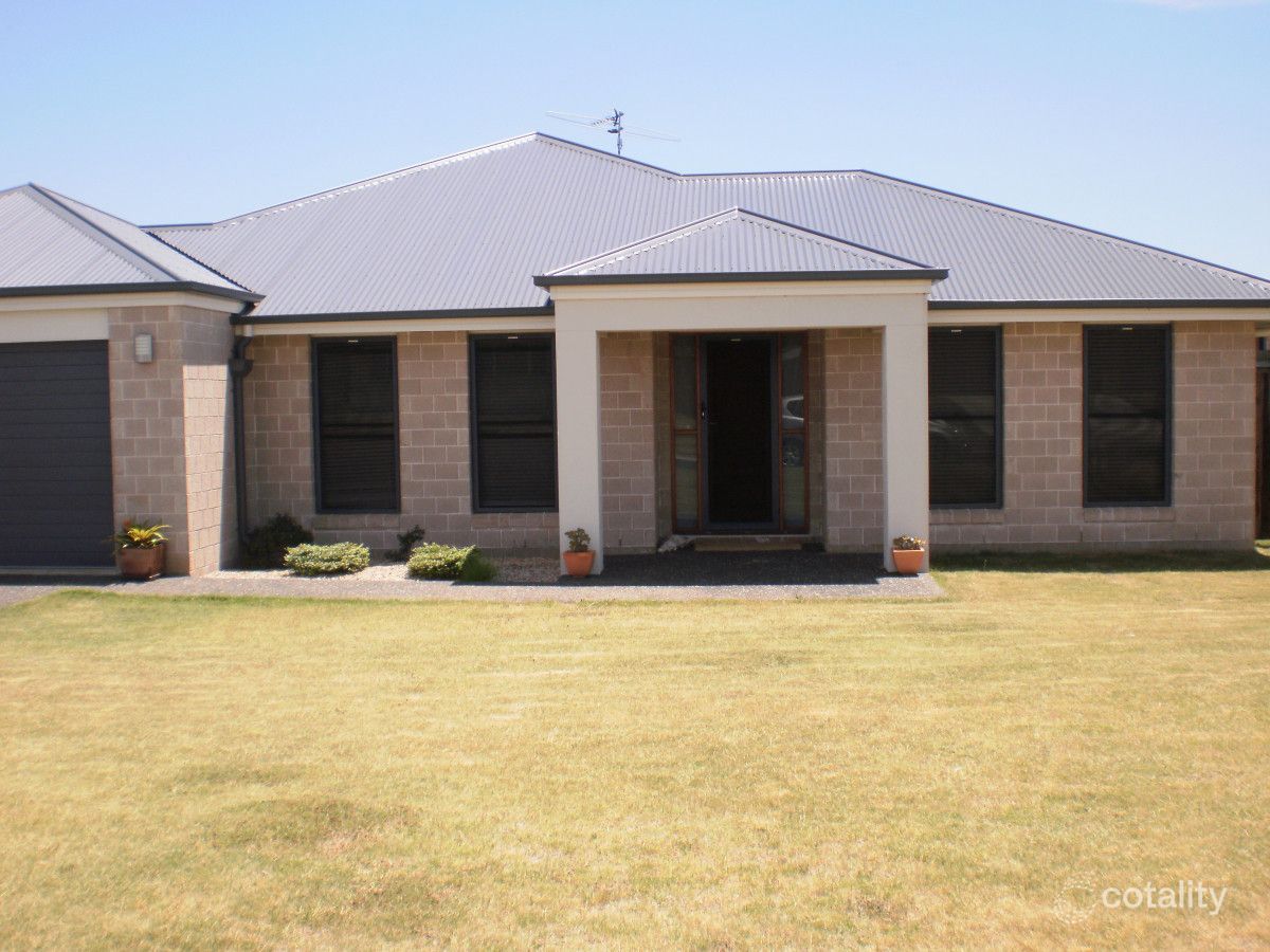 16 Quail Cres, Highfields, QLD 4352