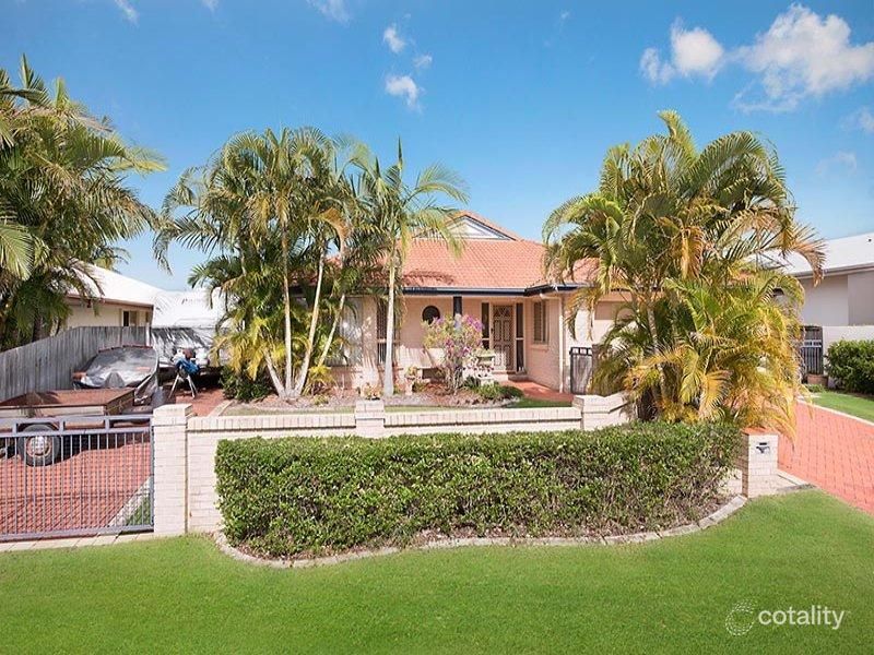 7 Matthew Cres, Pelican Waters, QLD 4551