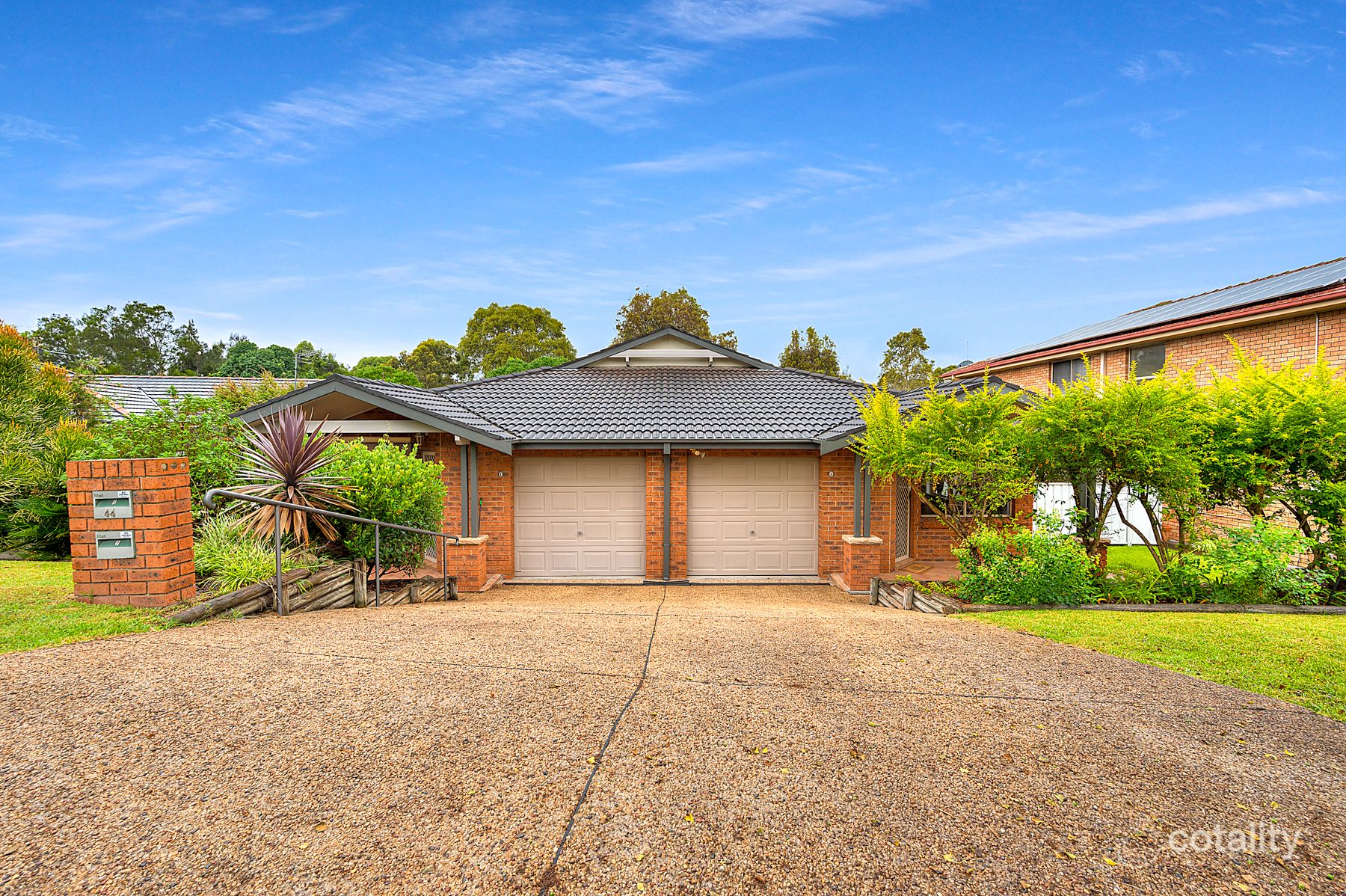 2/44 Bakeri Cct, Warabrook, NSW 2304