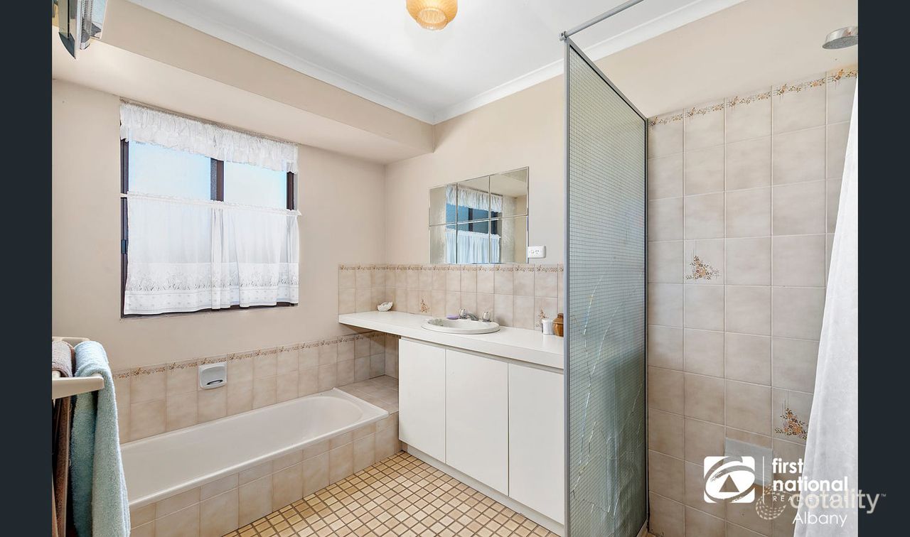 11 Derrick St, Jerramungup, WA 6337