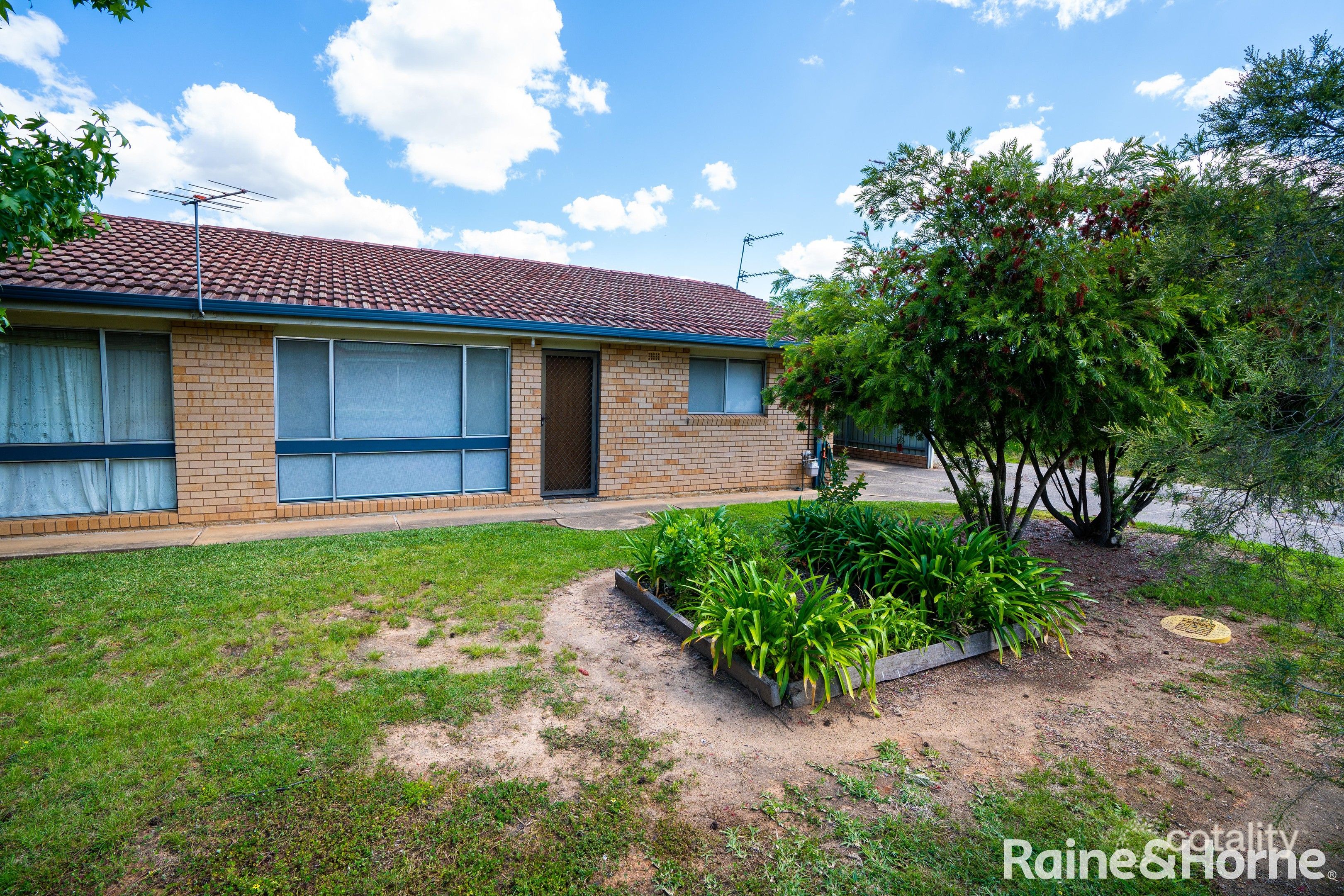 1/22 Inglis St, Lake Albert, NSW 2650