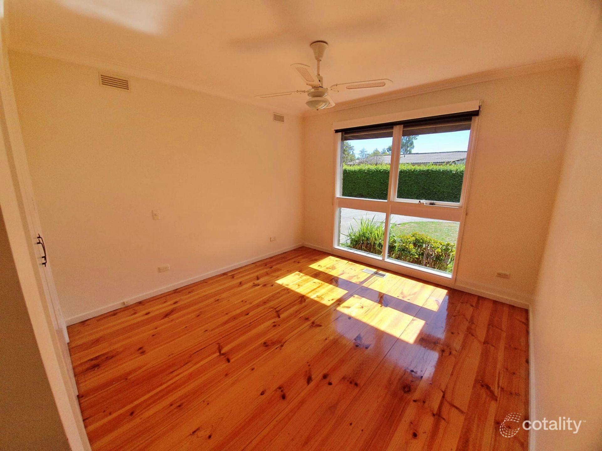 2/17 Burnt St, Nunawading, VIC 3131