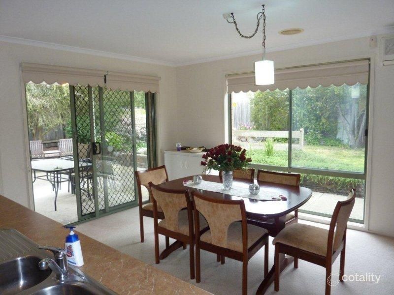 27 Lassiter Ct, Narre Warren South, VIC 3805