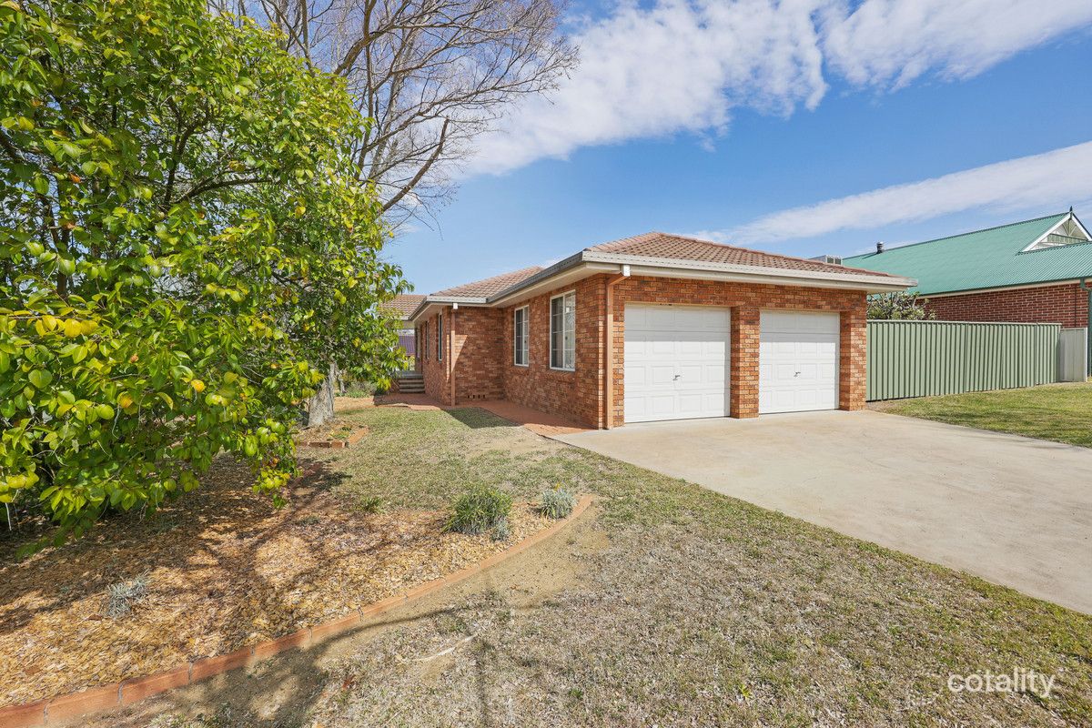 16 Banjos Cct, Hillvue, NSW 2340