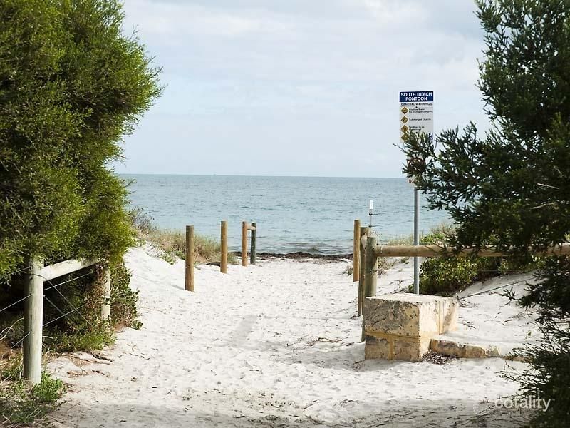 53 Breaksea Dr, North Coogee, WA 6163