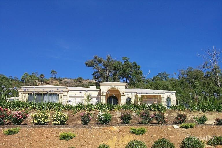 2 Summit View, Mount Richon, WA 6112