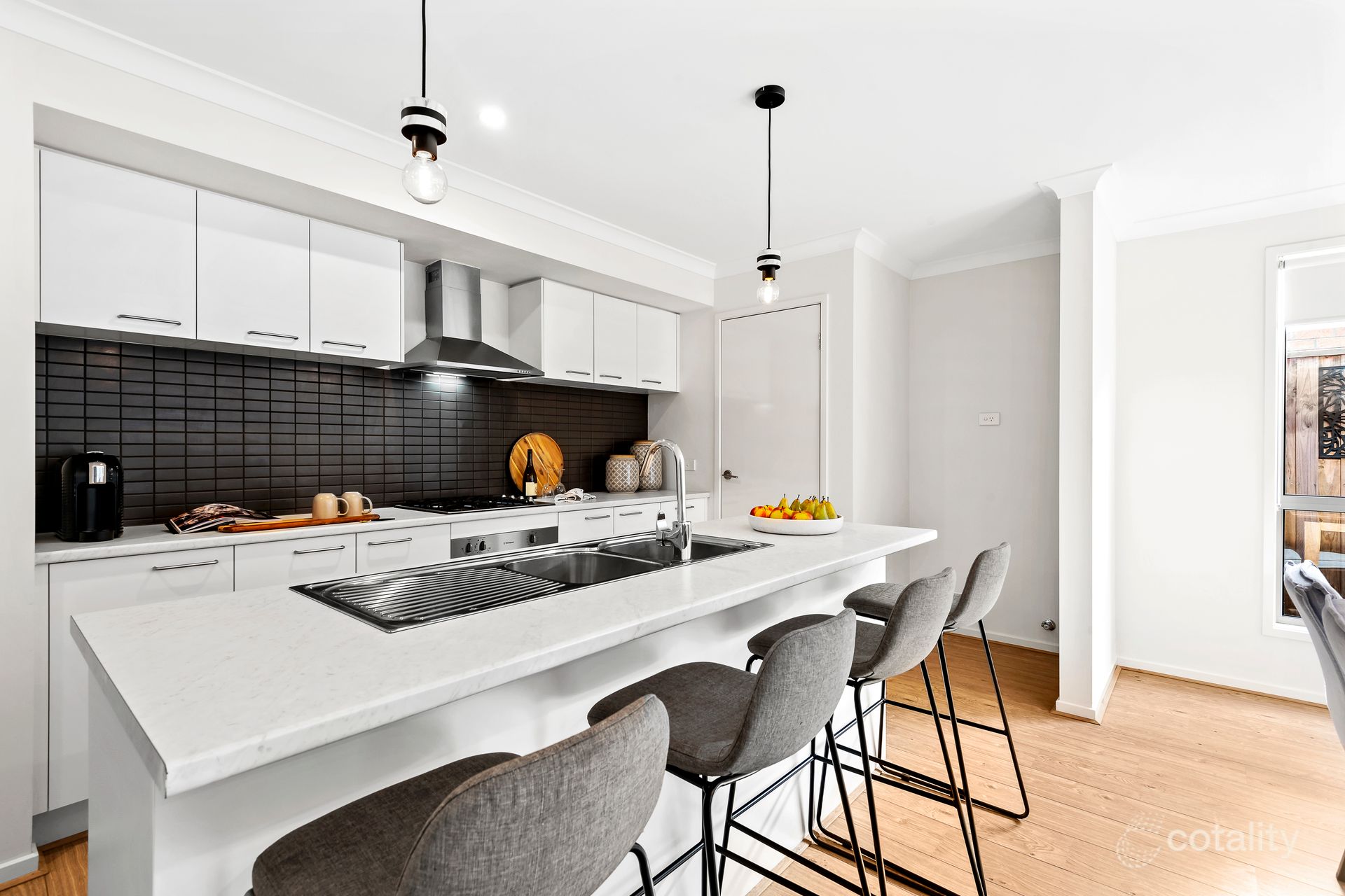 12 Edson Rd, Mickleham, VIC 3064