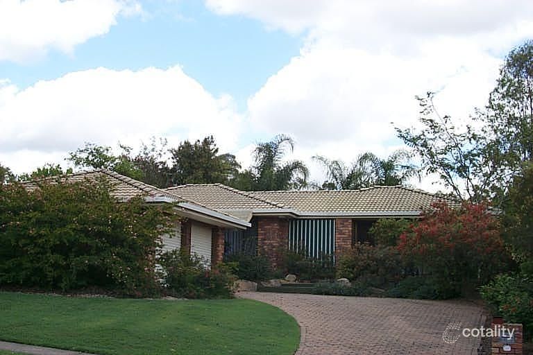 29 Glen Ross Rd, Sinnamon Park, QLD 4073