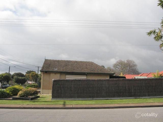 5 Ophir Cres, Seacliff Park, SA 5049