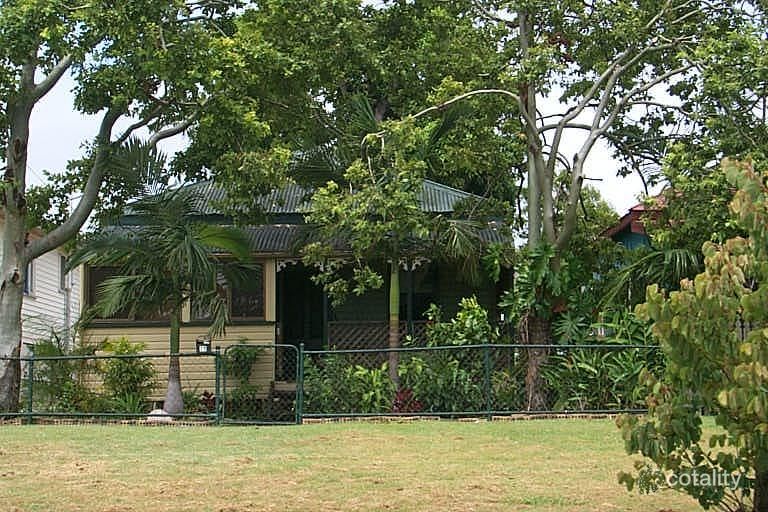 29 Sixth Ave, South Townsville, QLD 4810