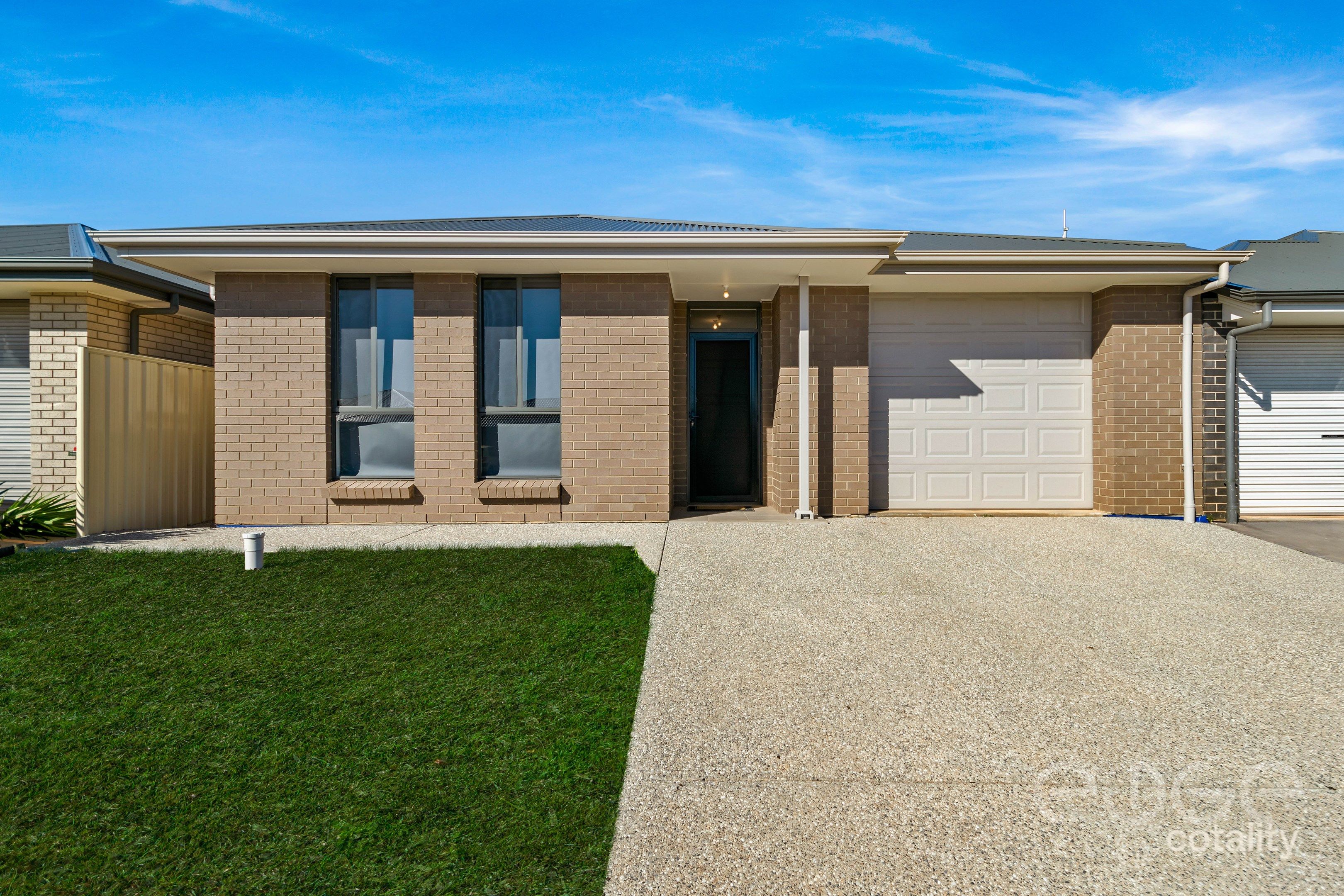 8 Oxford Ave, Salisbury Heights, SA 5109
