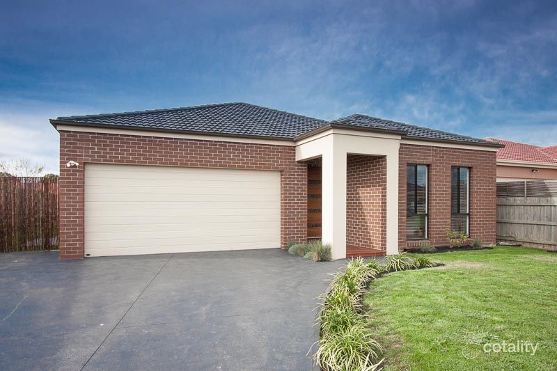 19 Vernon Cl, New Gisborne, VIC 3438