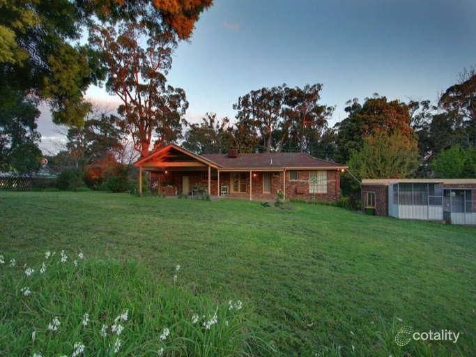 282 Belgrave-Gembrook Rd, Clematis, VIC 3782