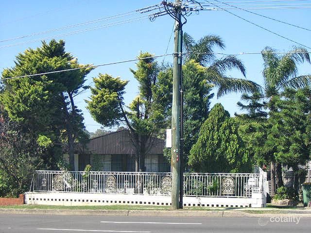113 Hillcrest Ave, Greenacre, NSW 2190