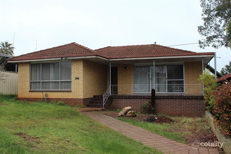 423 Pine Ave, Lavington, NSW 2641