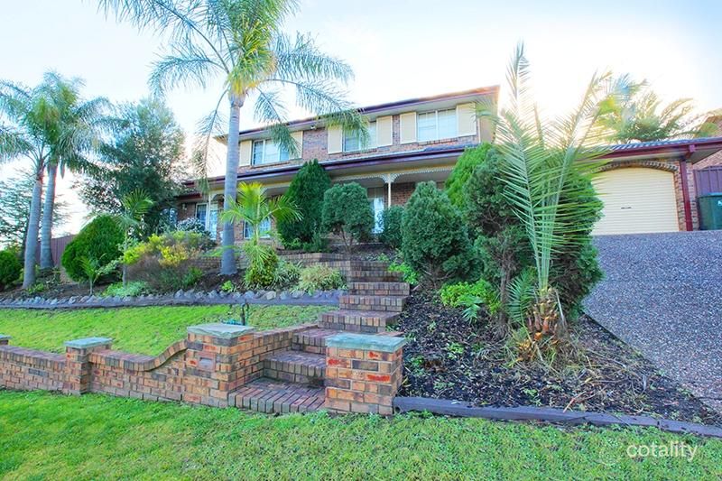 1 Somercotes Cl, Glen Alpine, NSW 2560