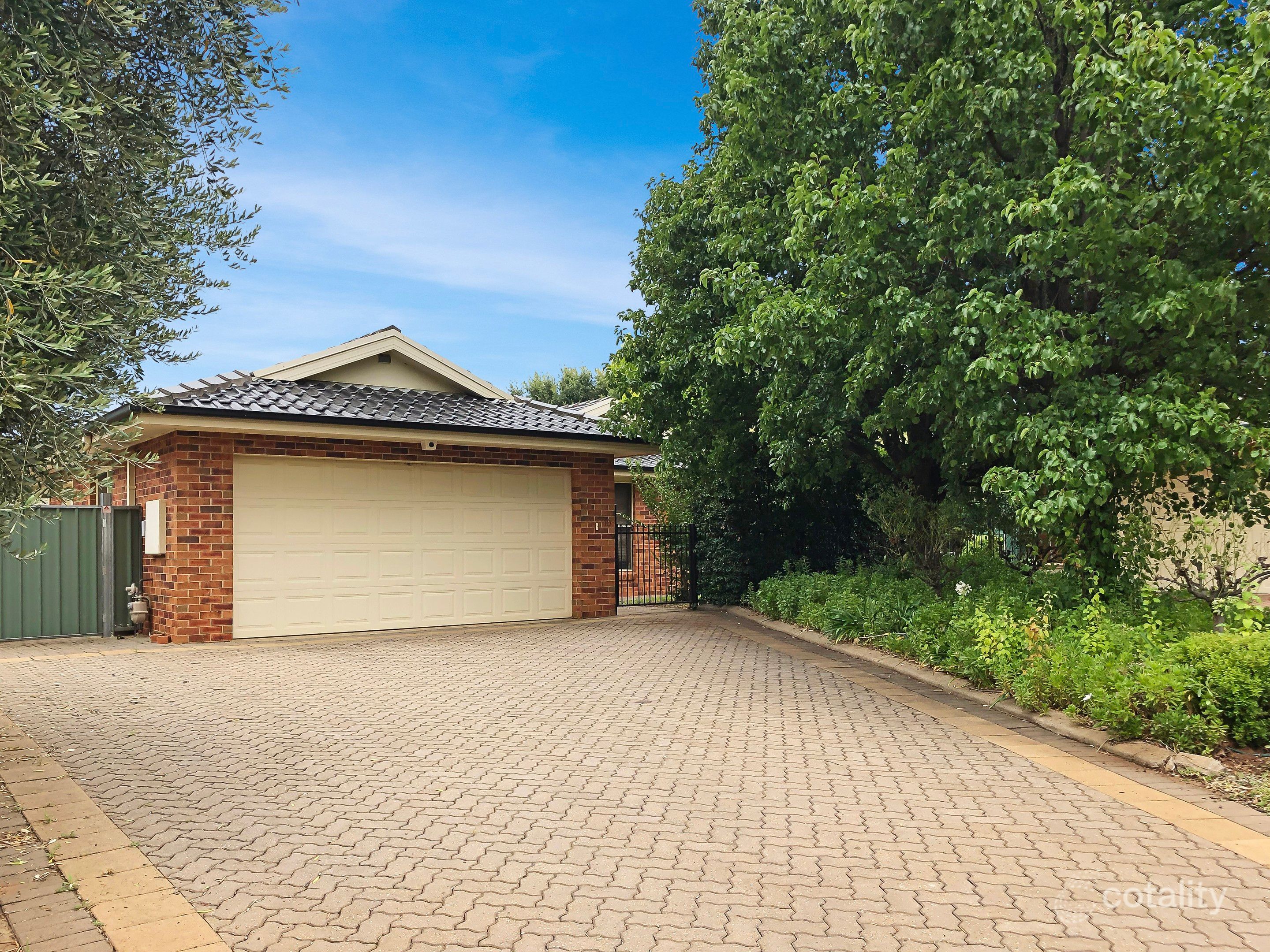 10 Gwydir Ct, Dubbo, NSW 2830