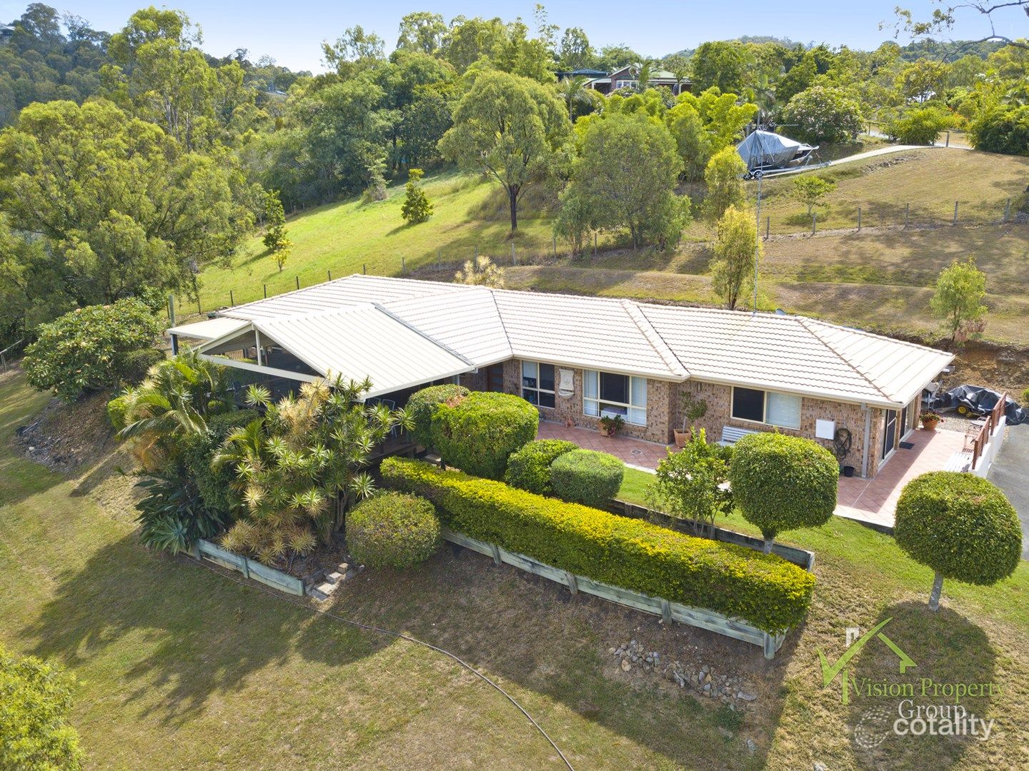19 Manderson, Belivah, QLD 4207