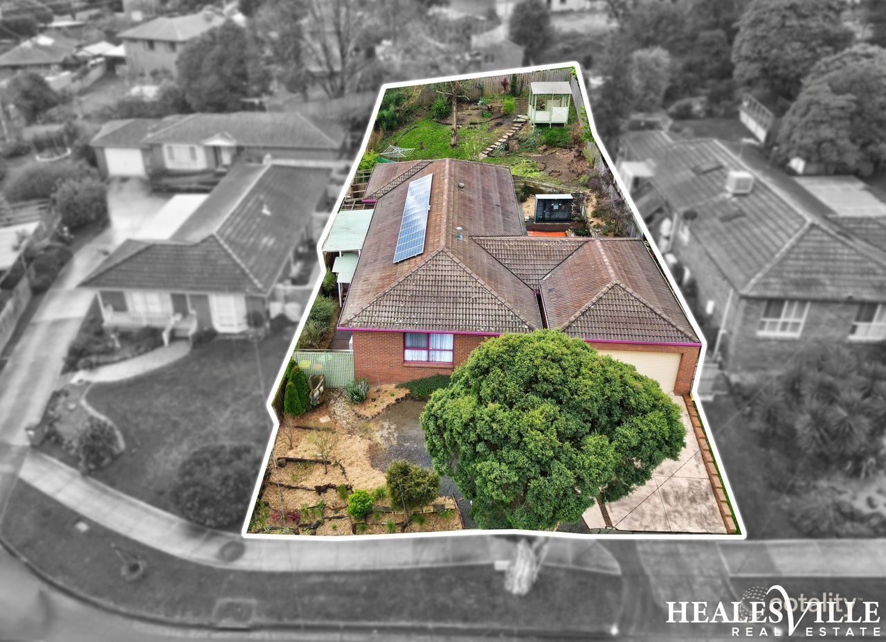 21 Wyuna Walk, Mooroolbark, VIC 3138