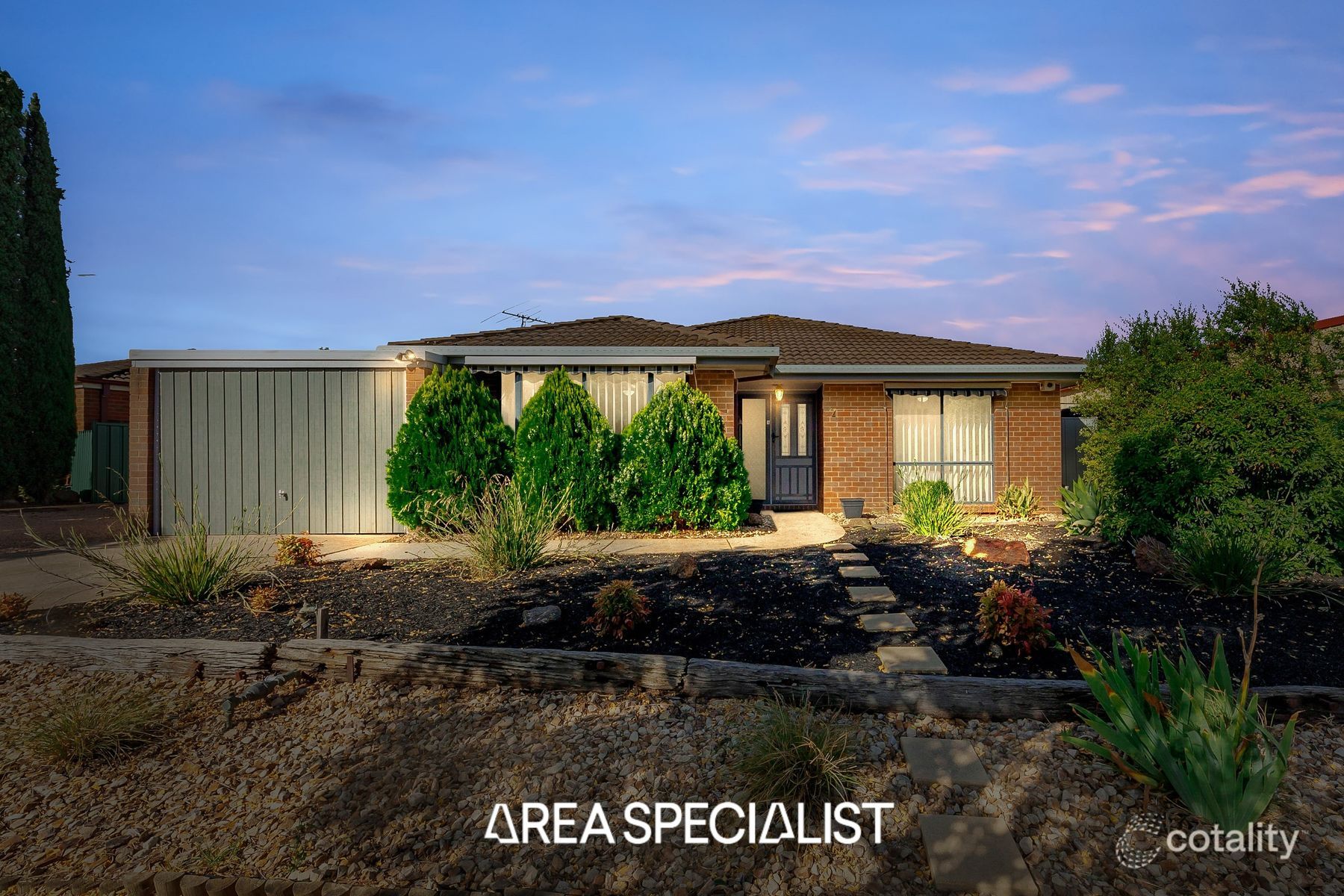 7 Housman Cl, Burnside, VIC 3023