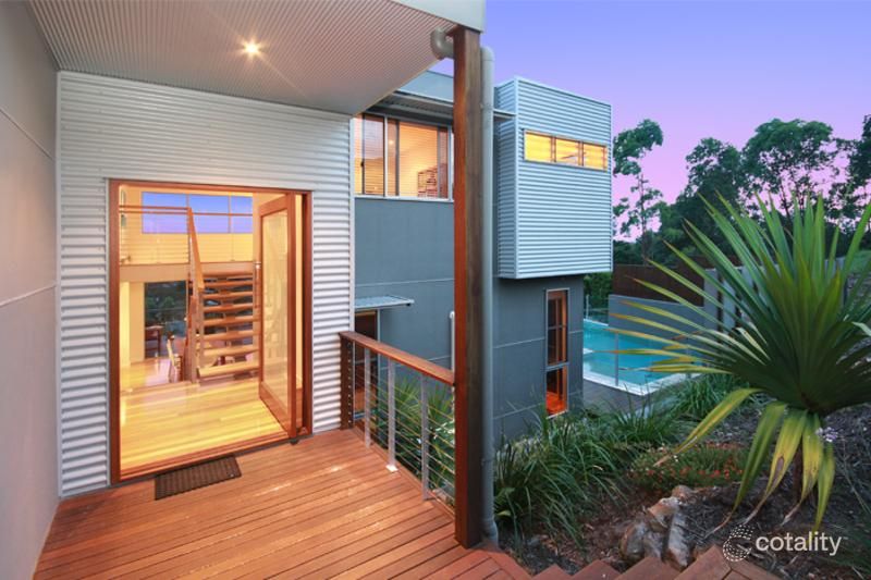 9 Pearl Pde, Nambour, QLD 4560