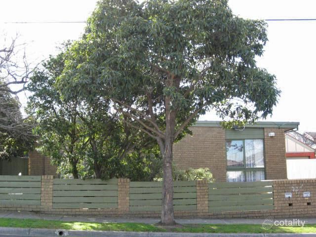 2/10 Laluma St, Essendon, VIC 3040