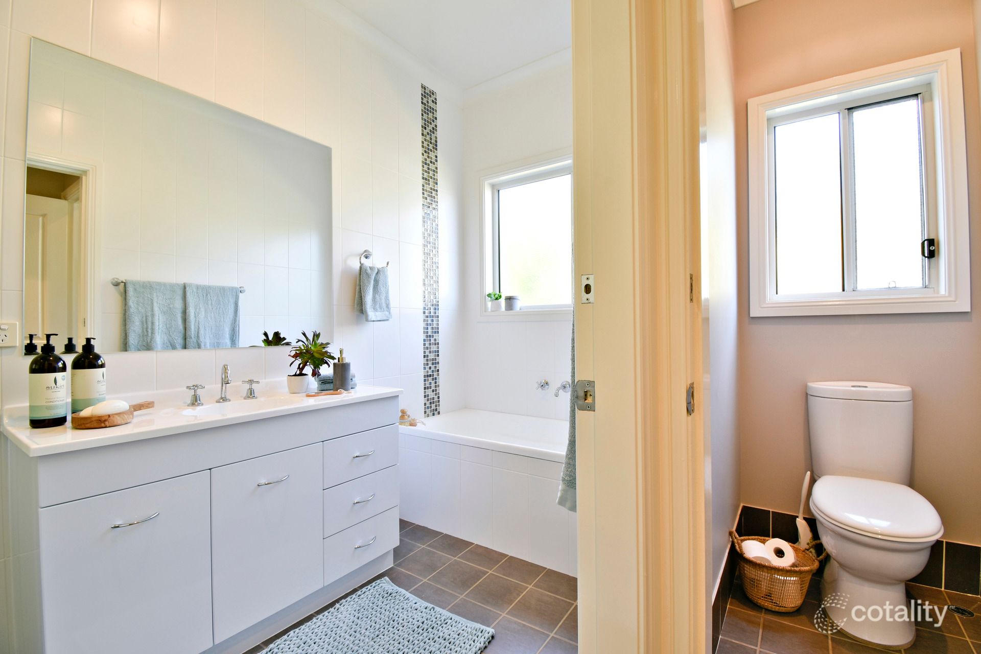 2 Regand Park Bvd, Dubbo, NSW 2830