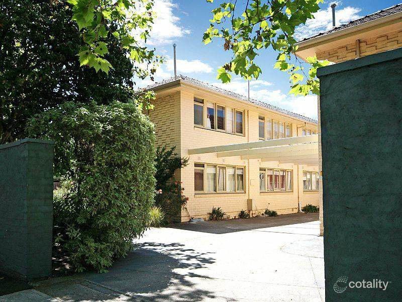 4/2a Bates St, Malvern East, VIC 3145