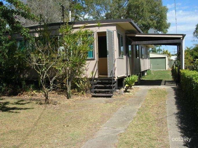 8 Lalroy St, Beachmere, QLD 4510
