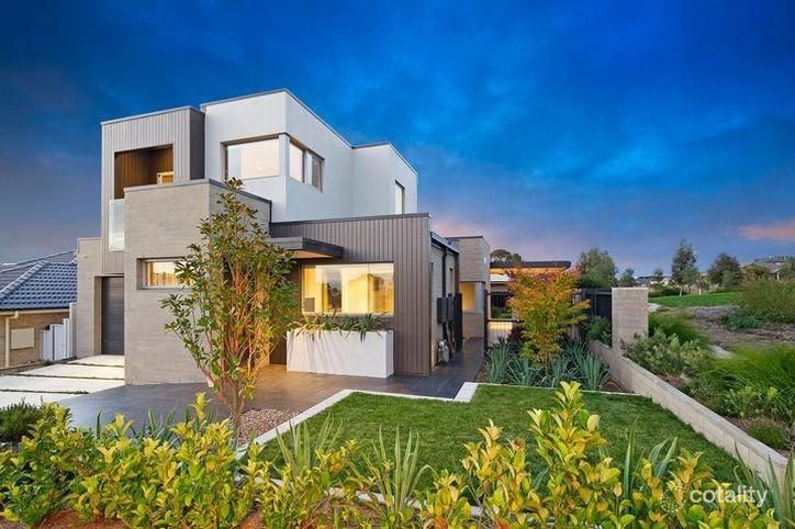 10 Liddell St, Franklin, ACT 2913