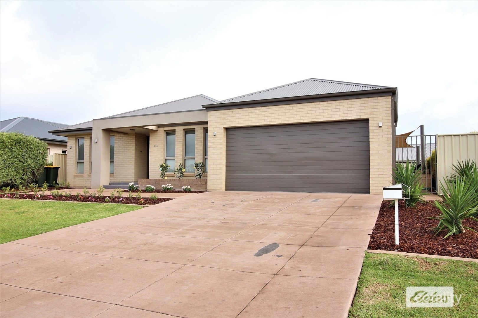 69b Hillam Dr, Griffith, NSW 2680