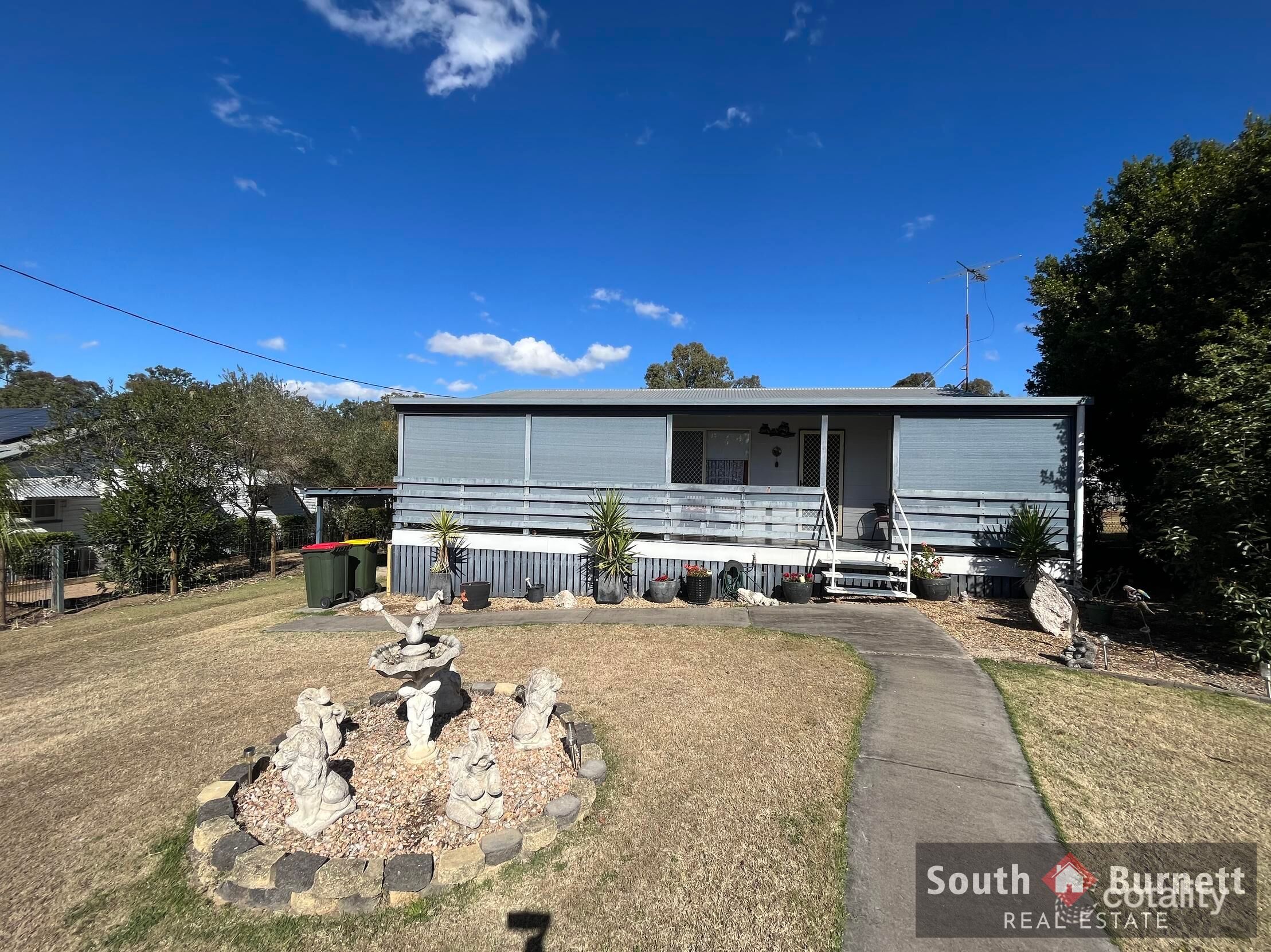 7 Wills St W, Nanango, QLD 4615