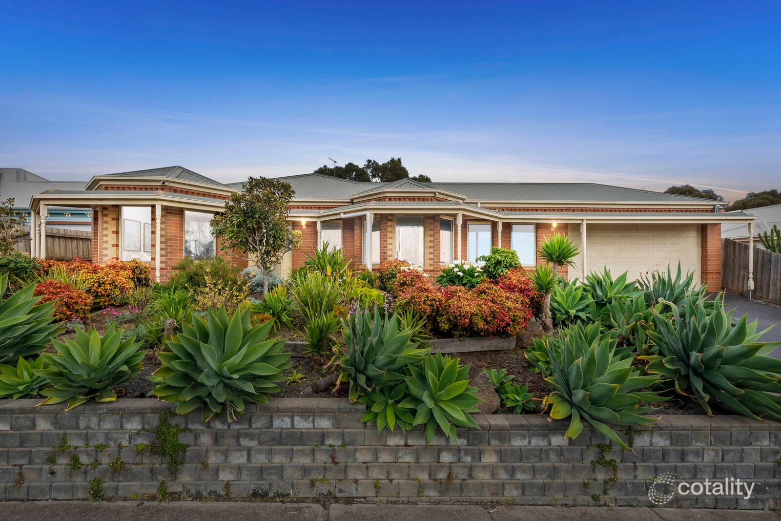 36 Augustine Dr, Highton, VIC 3216