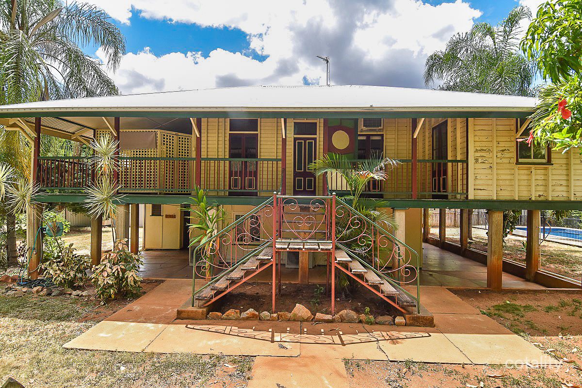 18 Churchill St, Richmond Hill, QLD 4820