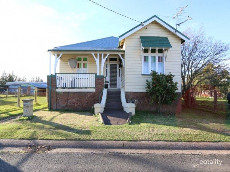 11 Fitzroy St, East Maitland, NSW 2323
